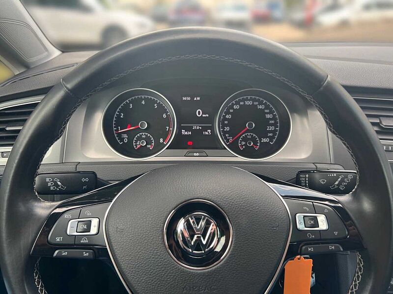 Volkswagen Golf VII Lim. Lounge BMT