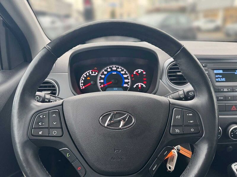 Hyundai i10 YES!